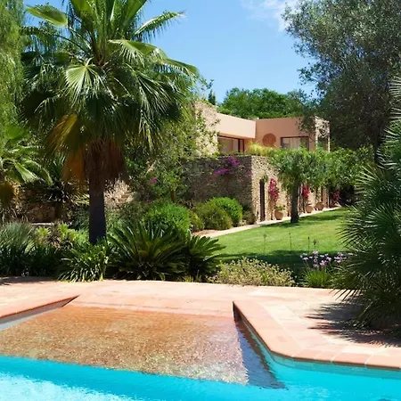 Exquisite Ibiza I Secluded Hillside Location I Casa Jardin I 6 Bedrooms I Close To Ibiza Town I Sea Views I 빌라 산트 호셉 데 사 탈라이아