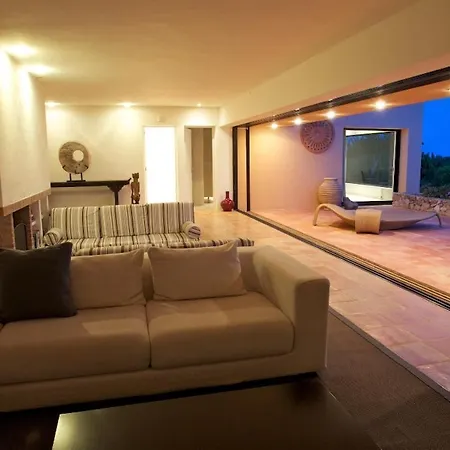 Exquisite Ibiza I Secluded Hillside Location I Casa Jardin I 6 Bedrooms I Close To Ibiza Town I Sea Views I