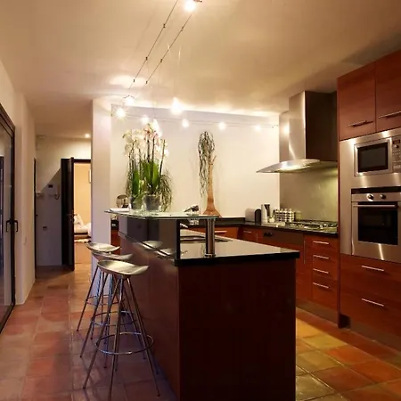 빌라 Exquisite Ibiza I Secluded Hillside Location I Casa Jardin I 6 Bedrooms I Close To Ibiza Town I Sea Views I *