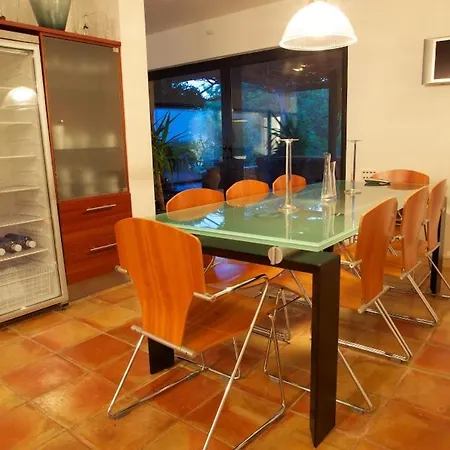 빌라 Exquisite Ibiza I Secluded Hillside Location I Casa Jardin I 6 Bedrooms I Close To Ibiza Town I Sea Views I *